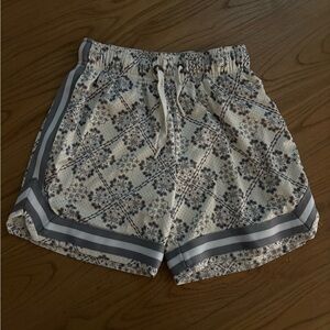 Aeropostale Gray Patterned Athletic Shorts